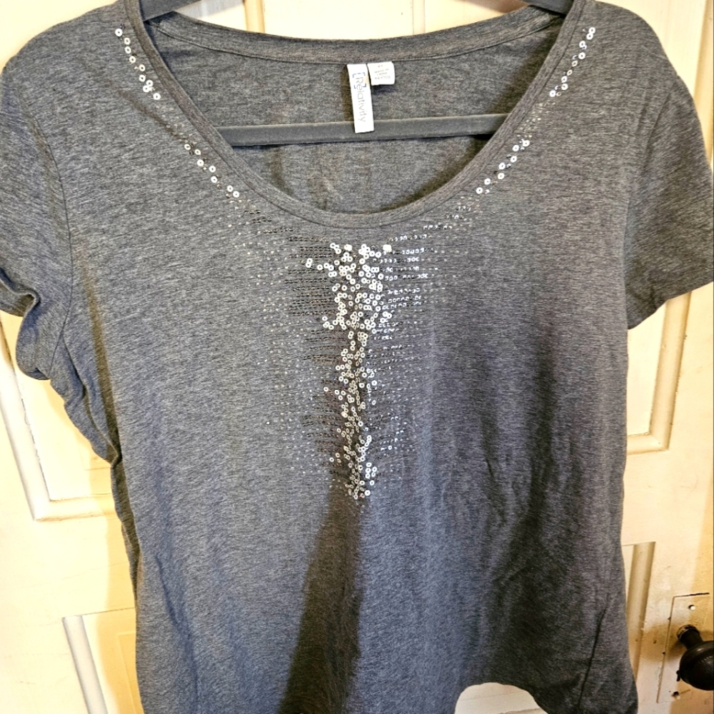 Grey sequined t shirt